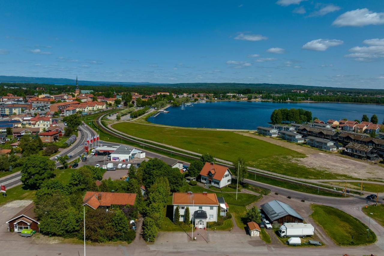 Vandrarhemmet Stranden Mora Exterior photo